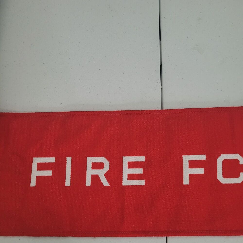 NEW Ruffneck MLS Chicago Fire FC Scarf Fringe Fray Red unisex long - Picture 6 of 13
